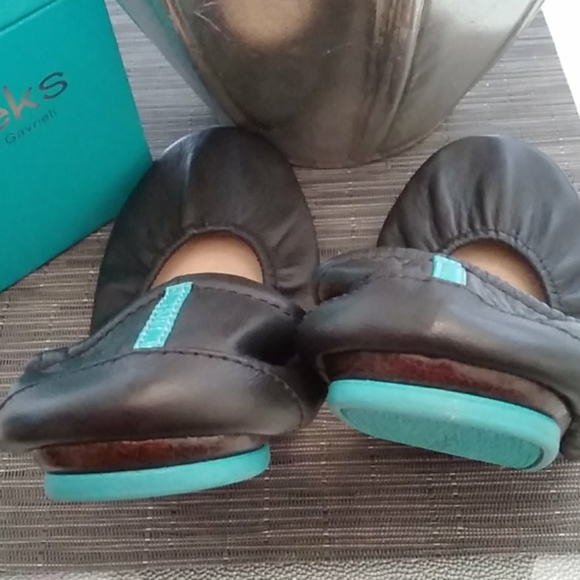 Matte Black Tieks - Picture 3 of 7